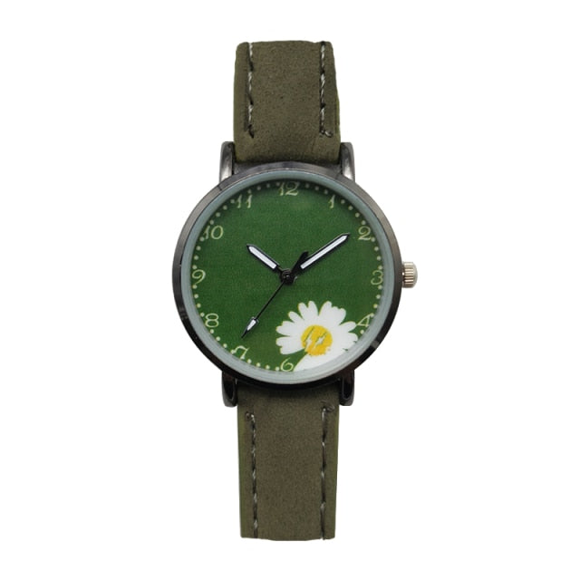 Load image into Gallery viewer, 2022 new watch for women Leather strap, glow-in-the-dark hands, some with a ring
