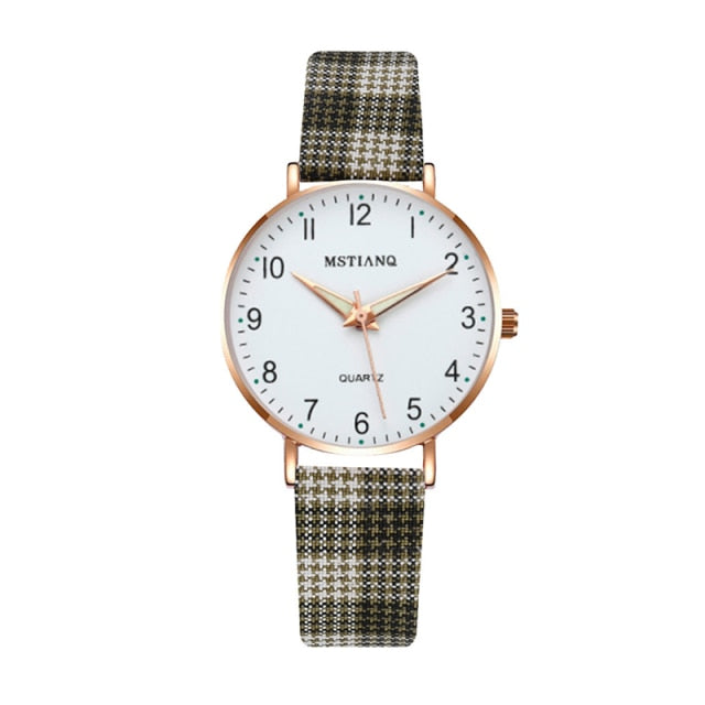 Load image into Gallery viewer, 2022 new watch for women Leather strap, glow-in-the-dark hands, some with a ring
