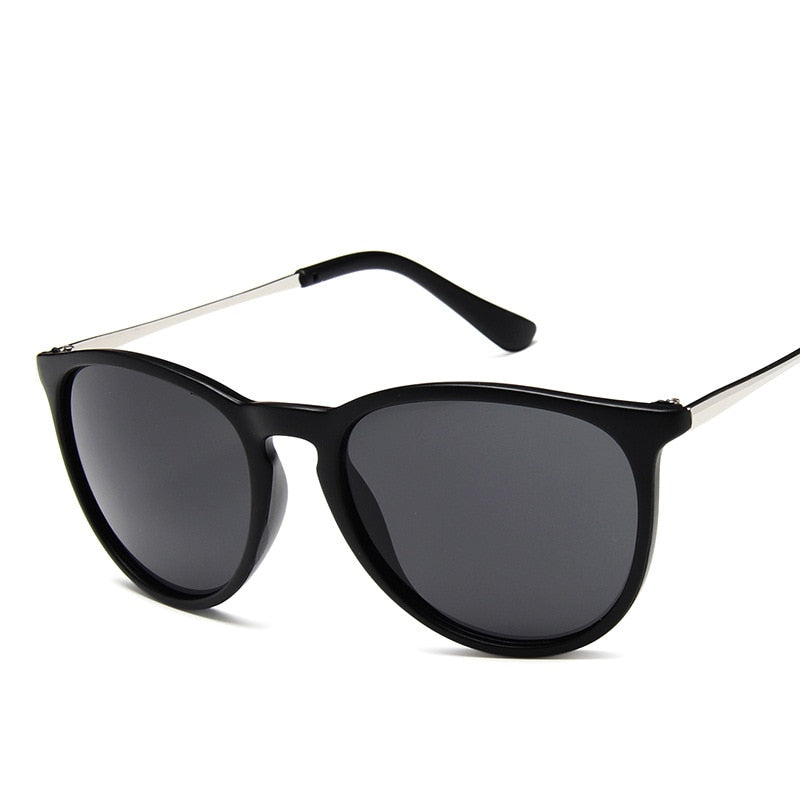 Load image into Gallery viewer, Women's sunglasses European and American style The latest fashion 2022 protect your eyes
