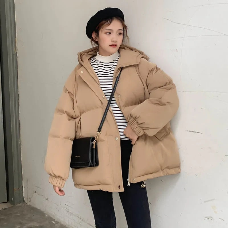 Load image into Gallery viewer, A very beautiful bomber jacket suitable for winter and snow days

