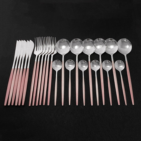 24 pieces of cutlery Very luxurious and beautiful stainless steel There are: 15 colors