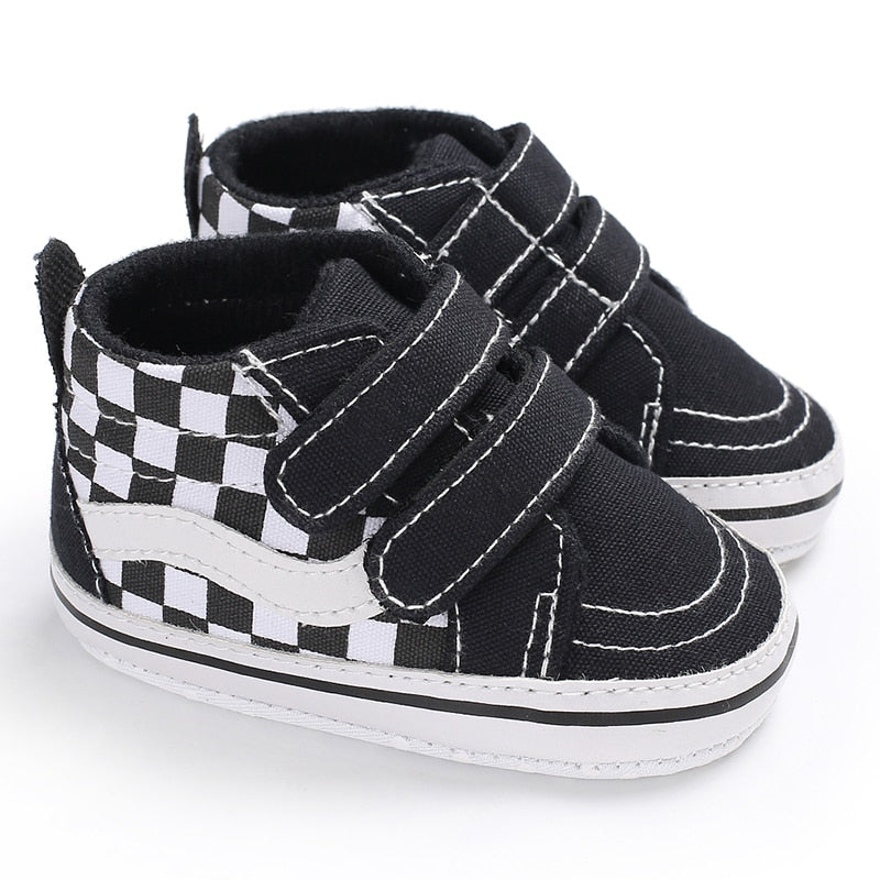 Load image into Gallery viewer, Baby shoes for newborn boys walking shoes lumbar soles anti slip
