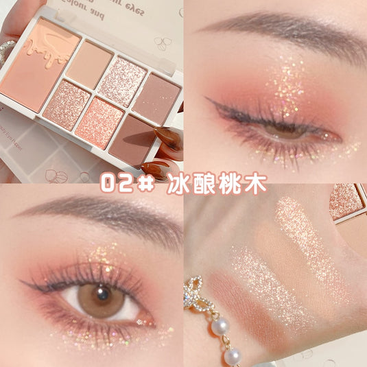A palette of 7 matte, soft-touch, long-wearing, water-resistant eyeshadows