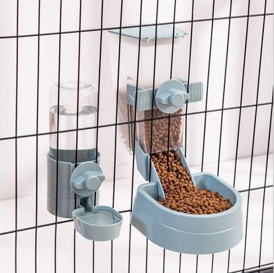 pet cage For cats, dogs and rabbits It has a dispenser for water and food.