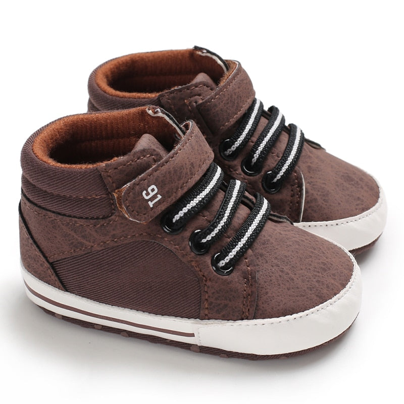 Load image into Gallery viewer, Baby shoes for newborn boys walking shoes lumbar soles anti slip
