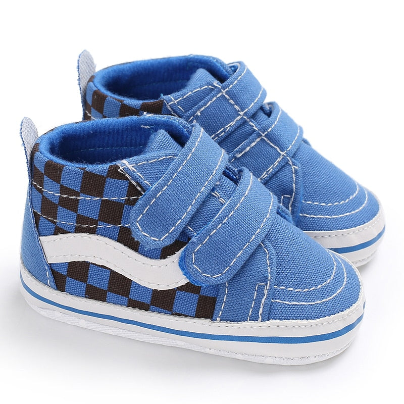 Load image into Gallery viewer, Baby shoes for newborn boys walking shoes lumbar soles anti slip
