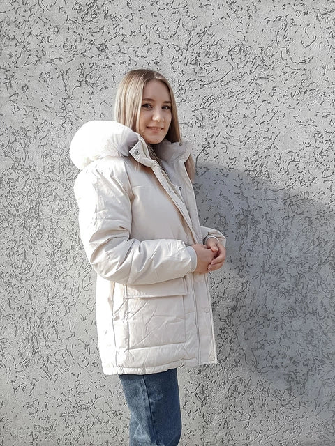 2022 jacket lined with soft fur, elegant shape and high quality