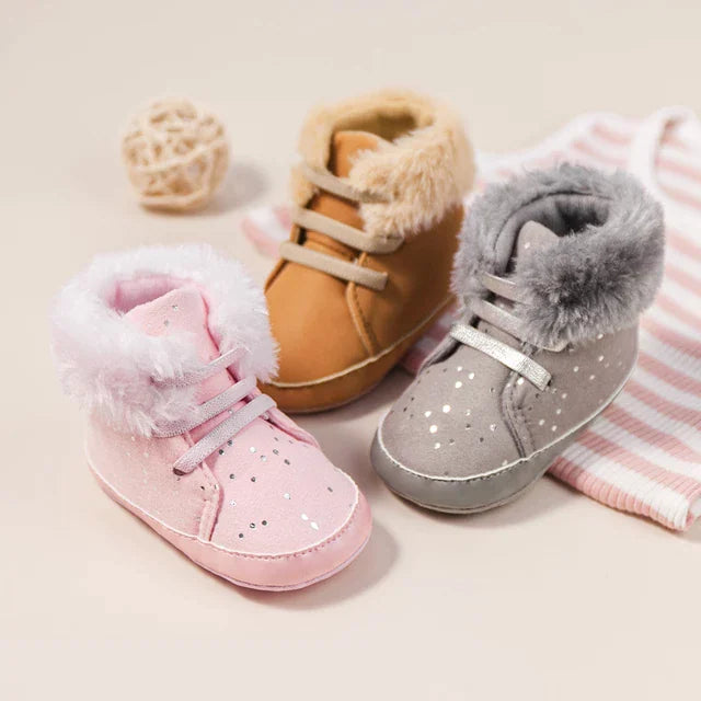 Load image into Gallery viewer, Soft and warm cotton baby .shoes suitable for cold winter days and beautiful
