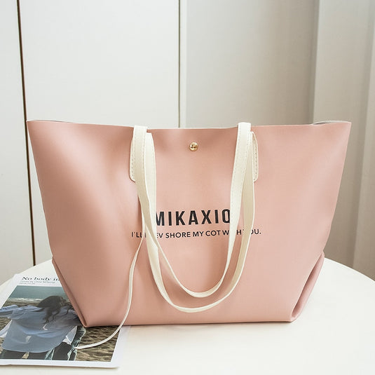 Luxurious women's bag Shoulder wear from leather latest fashion