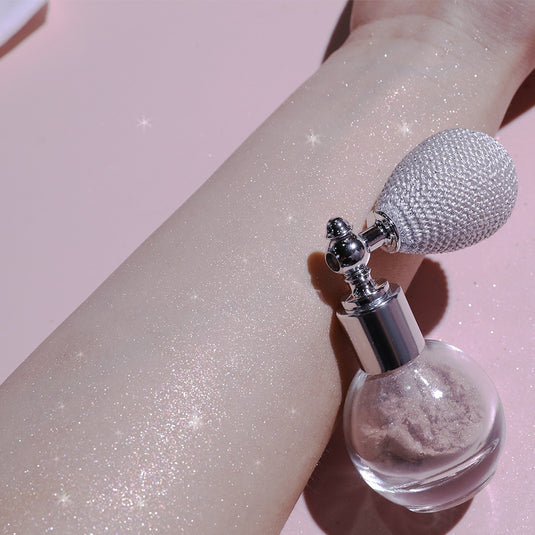 A highlighter for the body and face, a perfect light shine for all times and long lasting