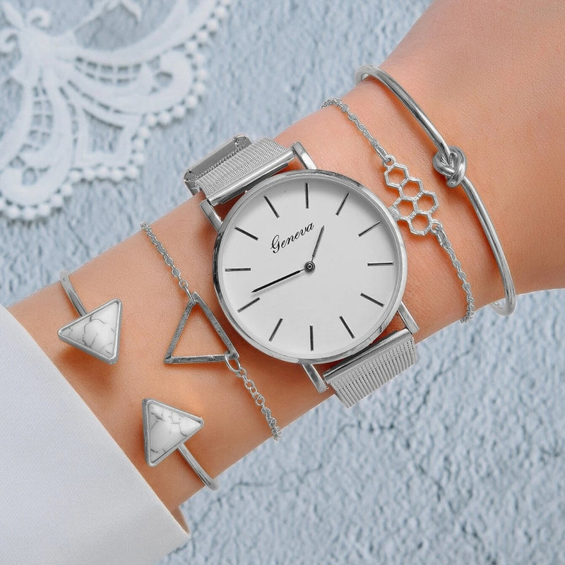 Load image into Gallery viewer, Luxury Women's Quartz Watch With matching accessories for the watch 6_colors
