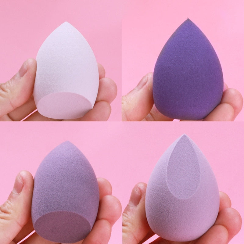 Load image into Gallery viewer, A soft beauty blender for perfect blending of foundation
