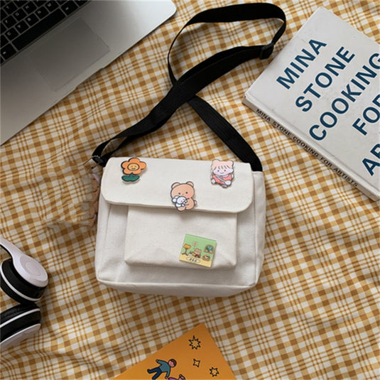 Small women's bags Putting money, mobile and your things while traveling Made of cloth
