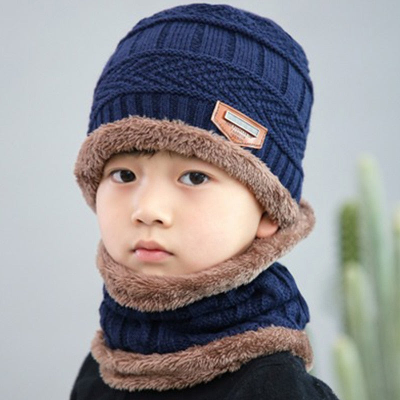 Load image into Gallery viewer, Men's winter hat and scarf, warm in winter, made of wool, two layers. all colors
