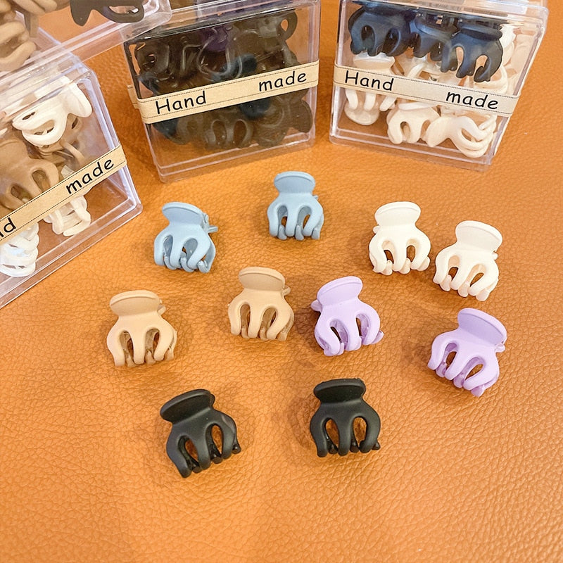 Load image into Gallery viewer, 10pcs luxury hair clips Made of plastic used for babies 9-watt
