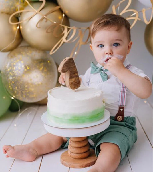 A beautiful baby set for children, suitable for the holidays and cute.