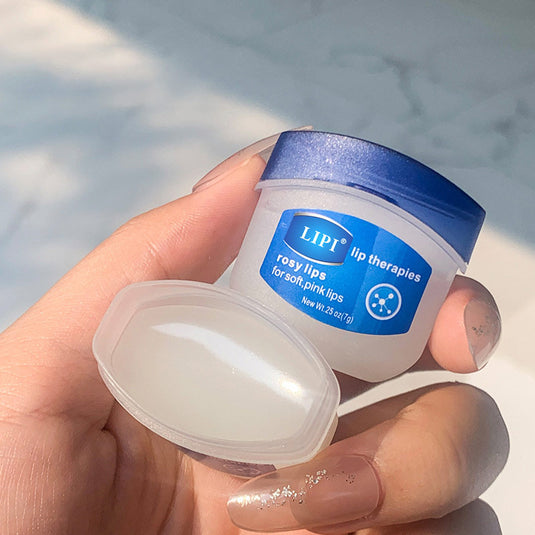 An anti-sticky lip balm for chapped and dry lips and keeps them moisturized all day long.