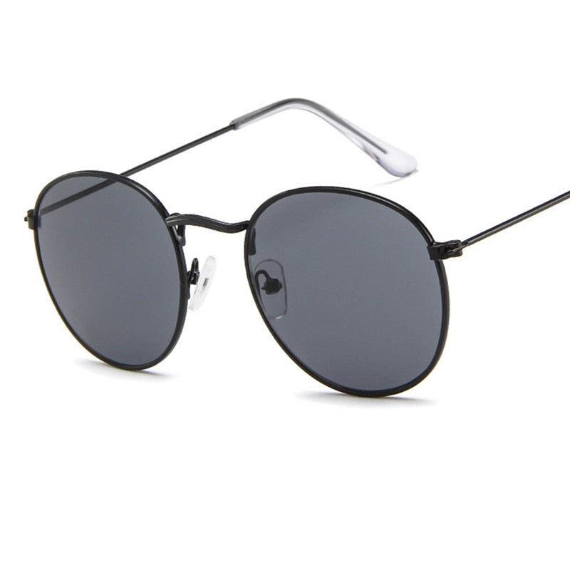 Load image into Gallery viewer, Women's sunglasses 2022 latest fashion square lens several colors
