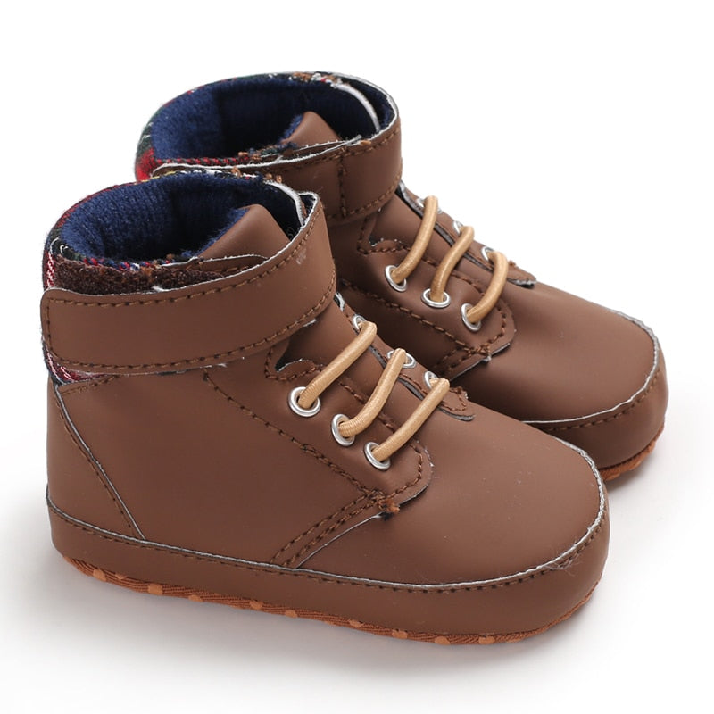 Load image into Gallery viewer, Baby shoes for newborn boys walking shoes lumbar soles anti slip
