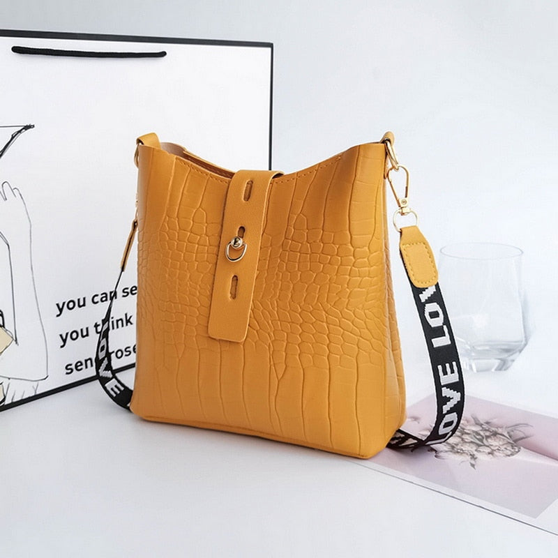 Load image into Gallery viewer, Luxurious women's sweetheart high quality from the skin Latest fashion 2022
