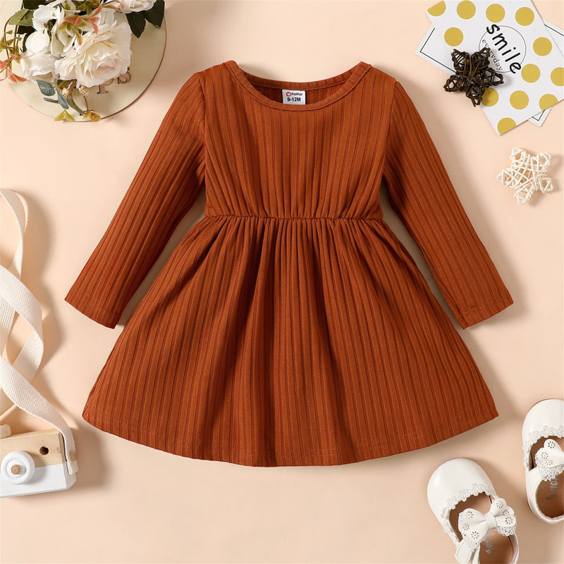 Load image into Gallery viewer, Dress for baby girls long sleeves Made of wool 3-colors
