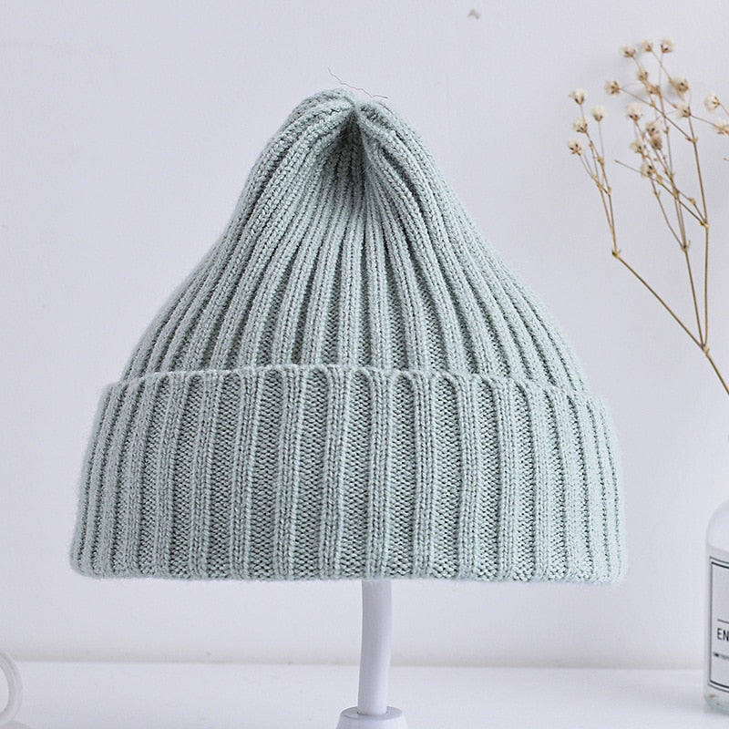 Load image into Gallery viewer, Soft fleece hat for babies, warm and comfortable for winter, to make your baby happy
