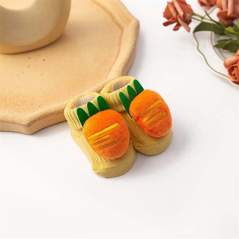 Load image into Gallery viewer, Newborn baby socks. soft cotton anti slip cute animal shapes
