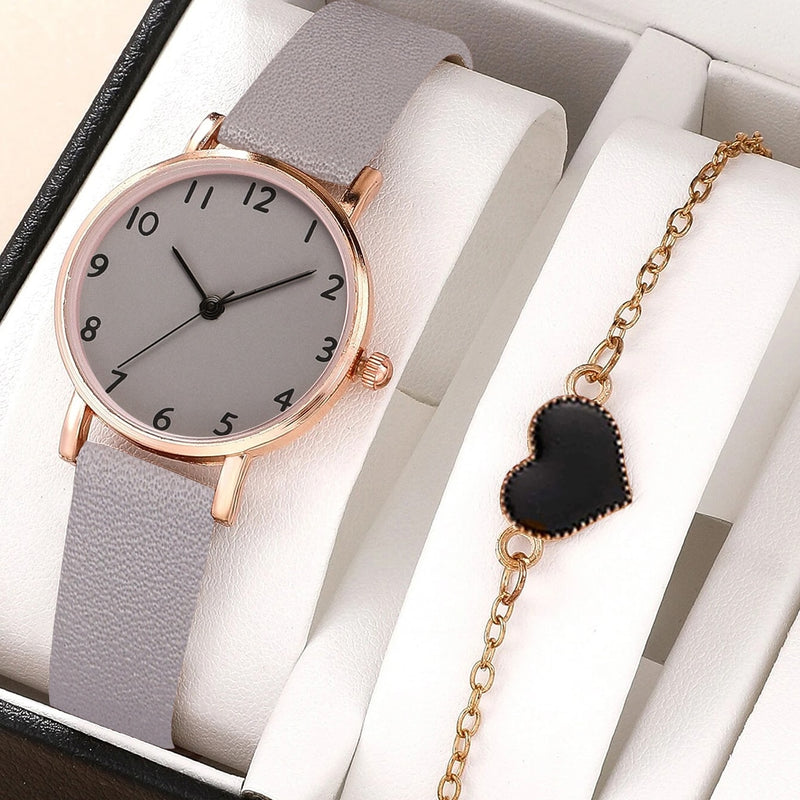Load image into Gallery viewer, New women's watch 2022 Elegance title leather bracelet Sora looks like a clock
