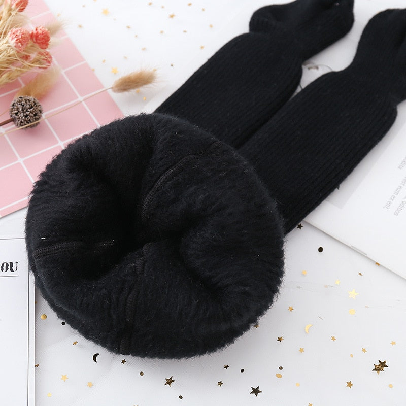 Load image into Gallery viewer, Long socks for baby girls,woolen,warm in winter,lovely colors
