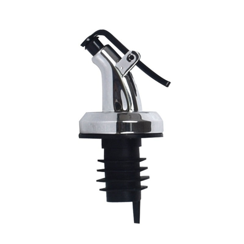 Load image into Gallery viewer, 1 piece oil bottle lock prevent leakage It can be used for wine cans
