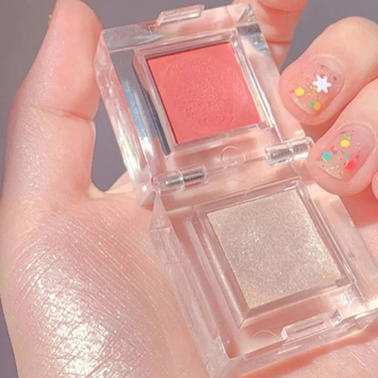 A highlighter for the body and face, a perfect light shine for all times and long lasting
