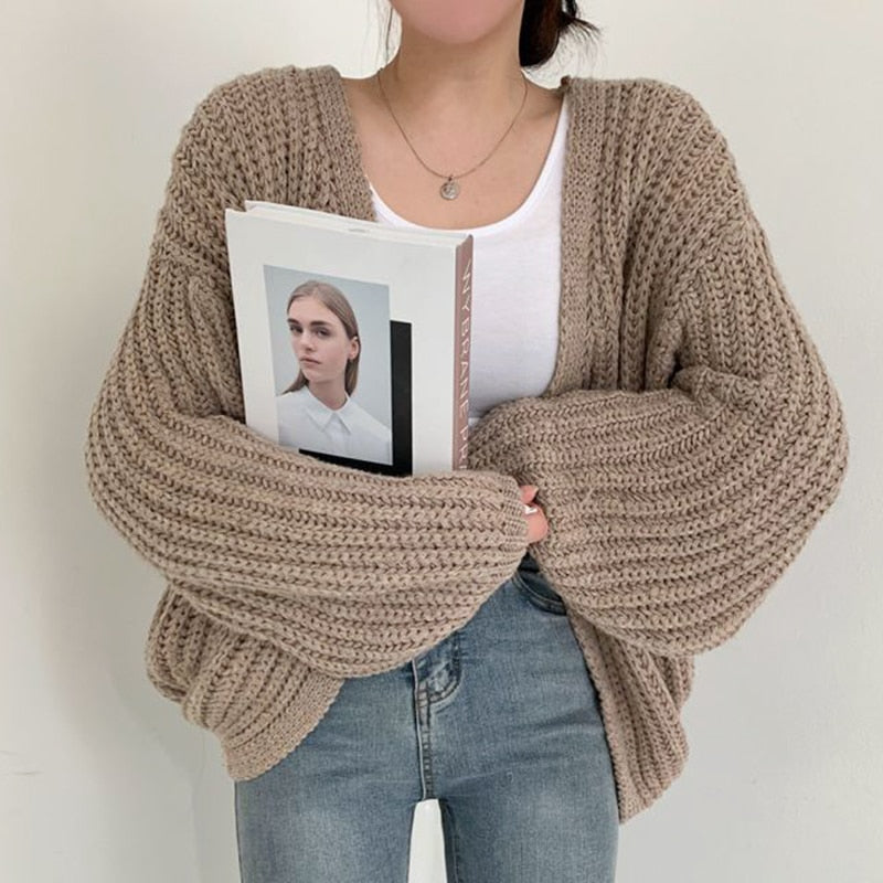 Load image into Gallery viewer, Beautiful and soft fleece cardigan suitable for snow and winter days
