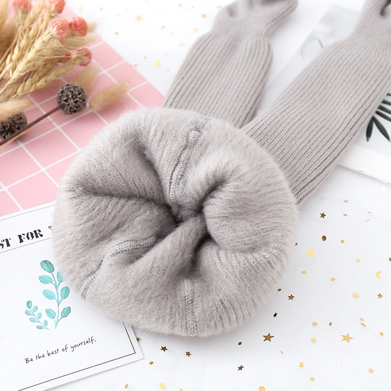 Load image into Gallery viewer, Long socks for baby girls,woolen,warm in winter,lovely colors
