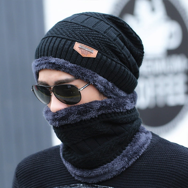 Load image into Gallery viewer, Men's winter hat and scarf, warm in winter, made of wool, two layers. all colors
