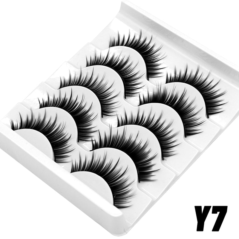 Load image into Gallery viewer, 3D eyelashes are reusable, long and beautifully shaped

