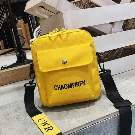Small women's bags Putting money, mobile and your things while traveling Made of cloth