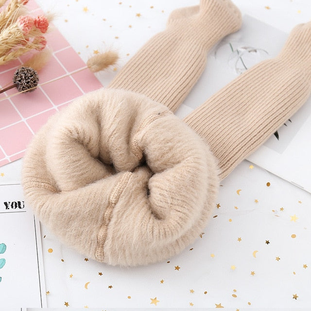 Load image into Gallery viewer, Long socks for baby girls,woolen,warm in winter,lovely colors
